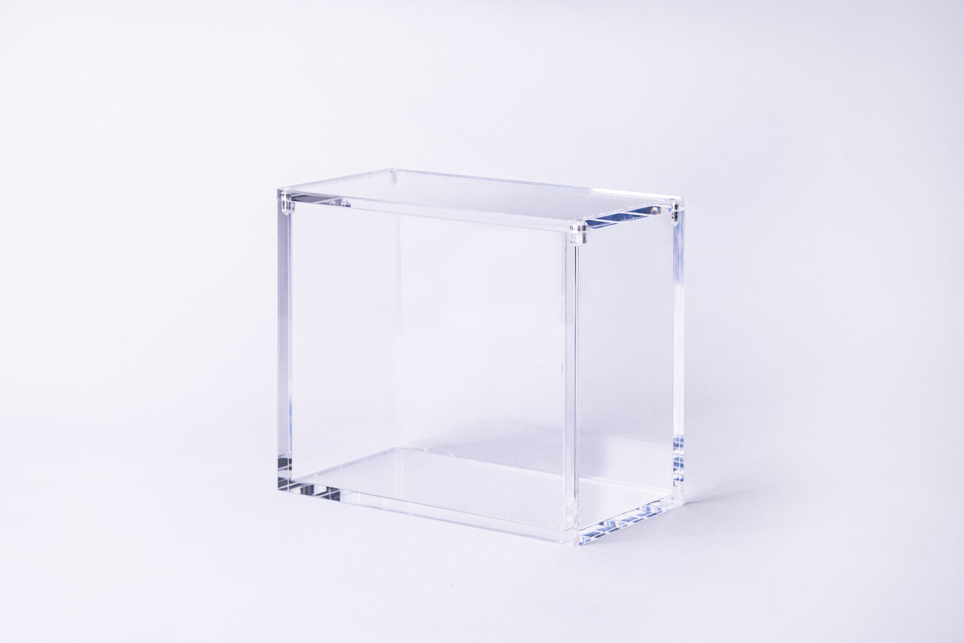 – Premium Acrylic Booster-Display Case