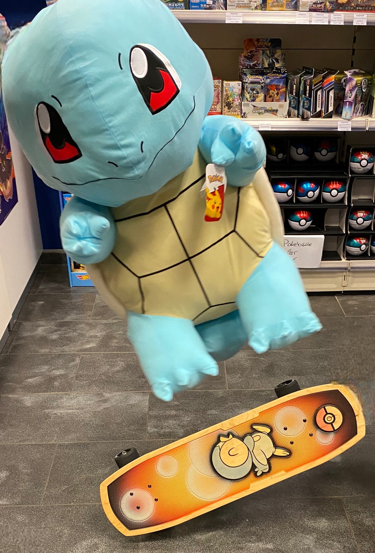 Original Pokemon Center x Bear Walker Hand geschnitzt Piplup Plinfa Tiplouf Skateboard LIMITIERT