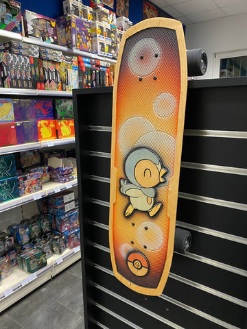 Original Pokemon Center x Bear Walker Hand geschnitzt Piplup Plinfa Tiplouf Skateboard LIMITIERT